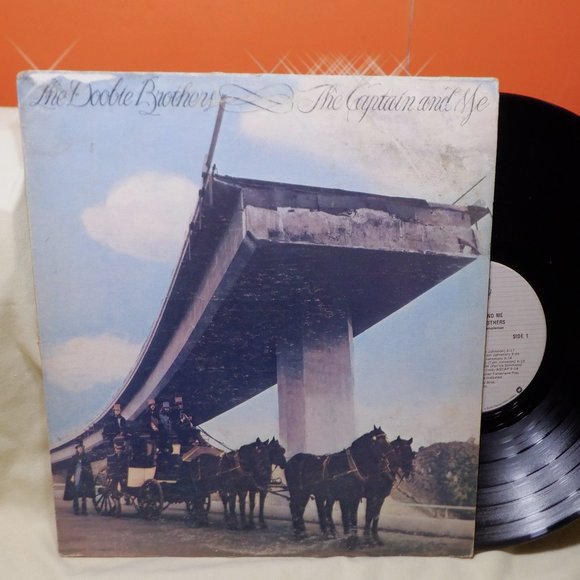 ~~~ The DOOBIE BROTHERS ~~~ The Captain and Me - Picture 1 of 2